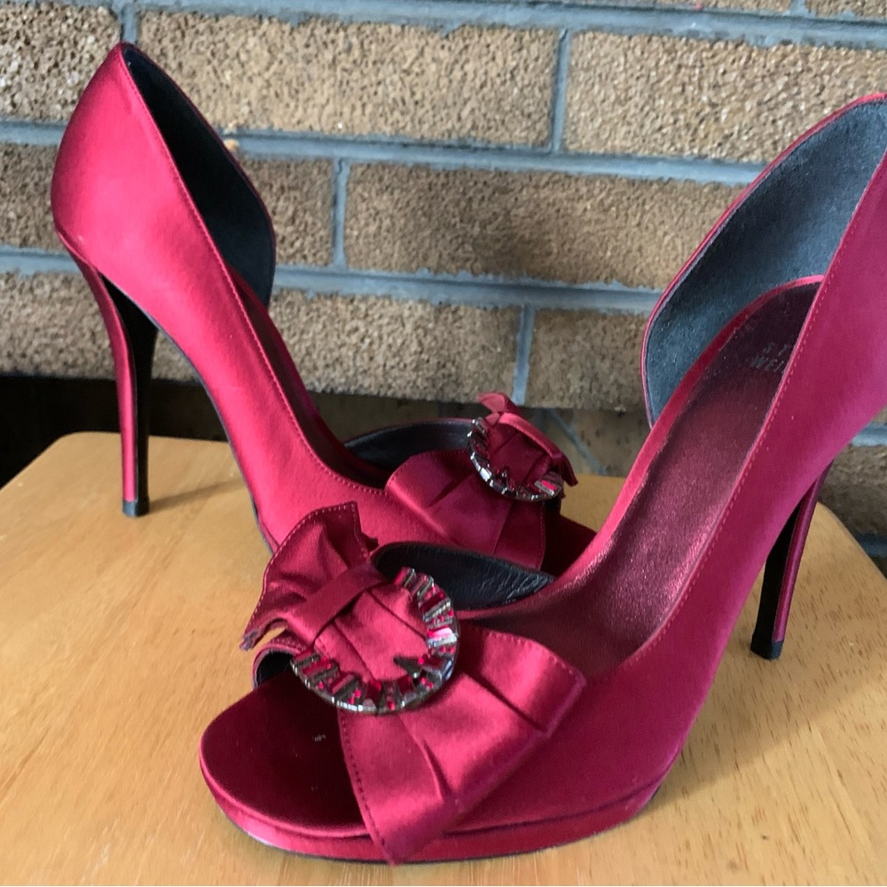 Stuart Weizmann Pumps - image 7